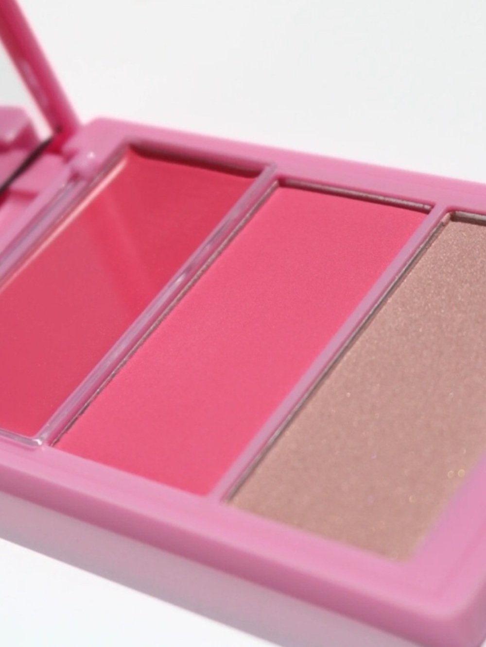 Pear Nova Pink Trio Cheek Palette - Picture 2 of 7